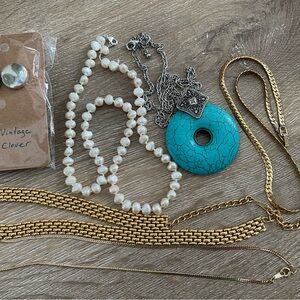 Vintage jewelry lot
